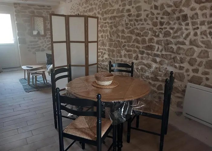 L'hirondelle En Auvergne Holiday home